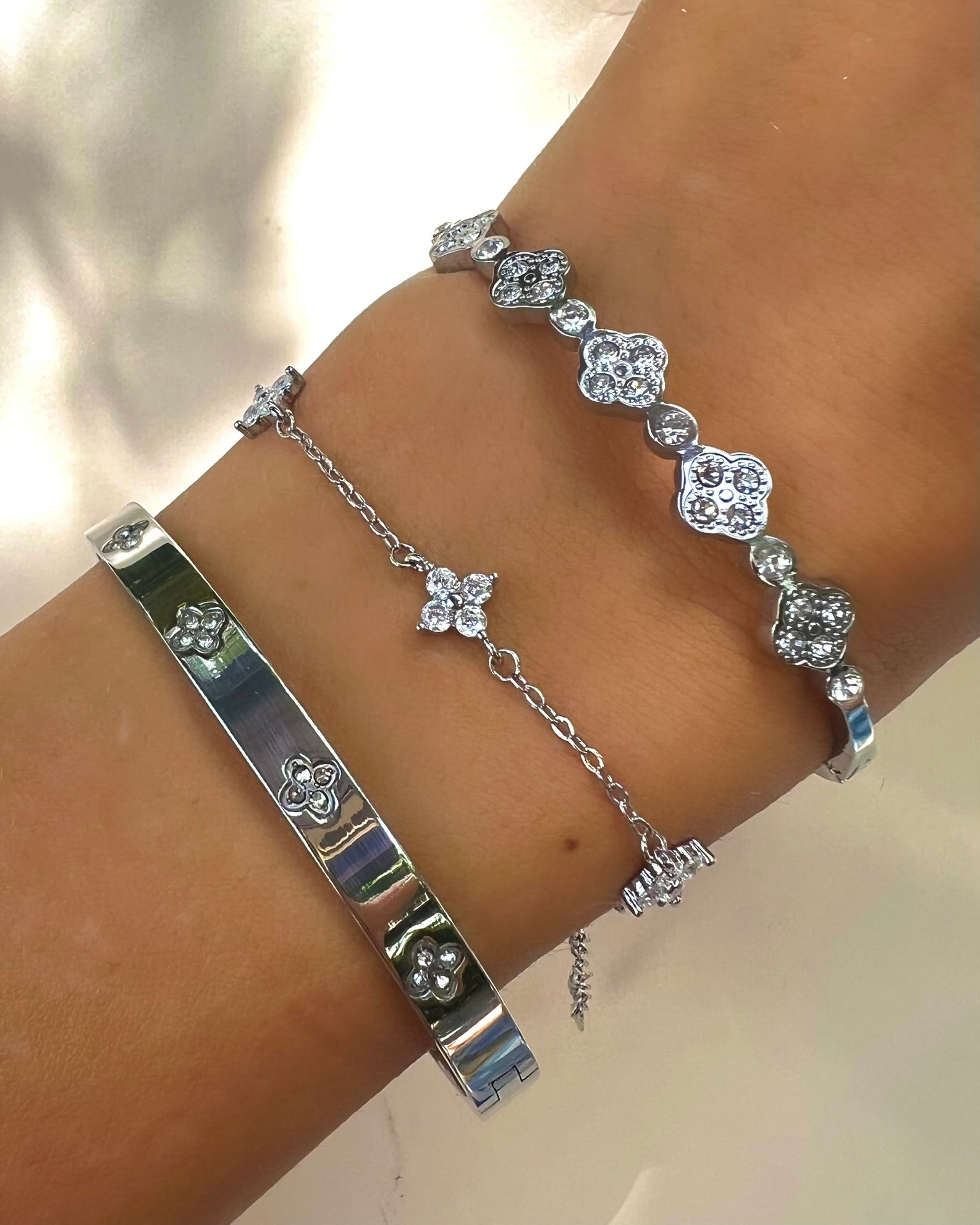 TESA || Brazalete Plata