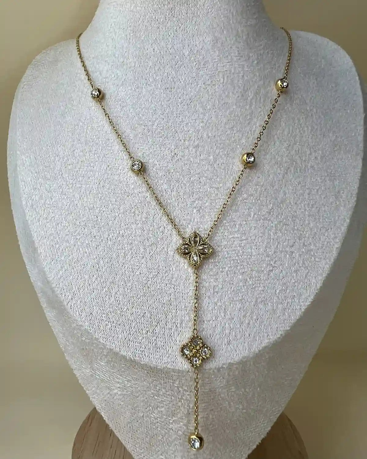 MYRA || Collar Flores Brillantes
