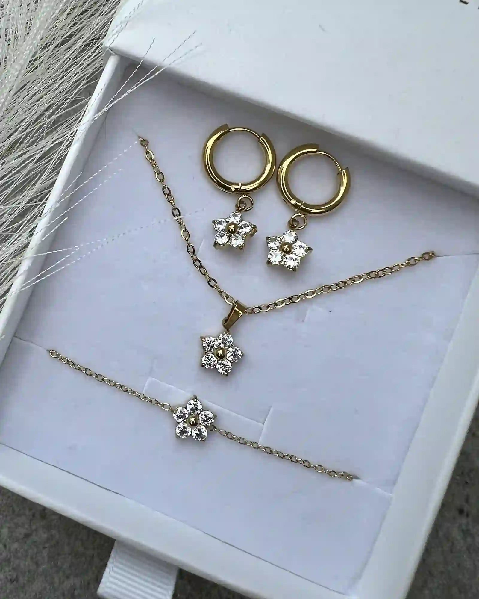 AMALFI || Collar Flor