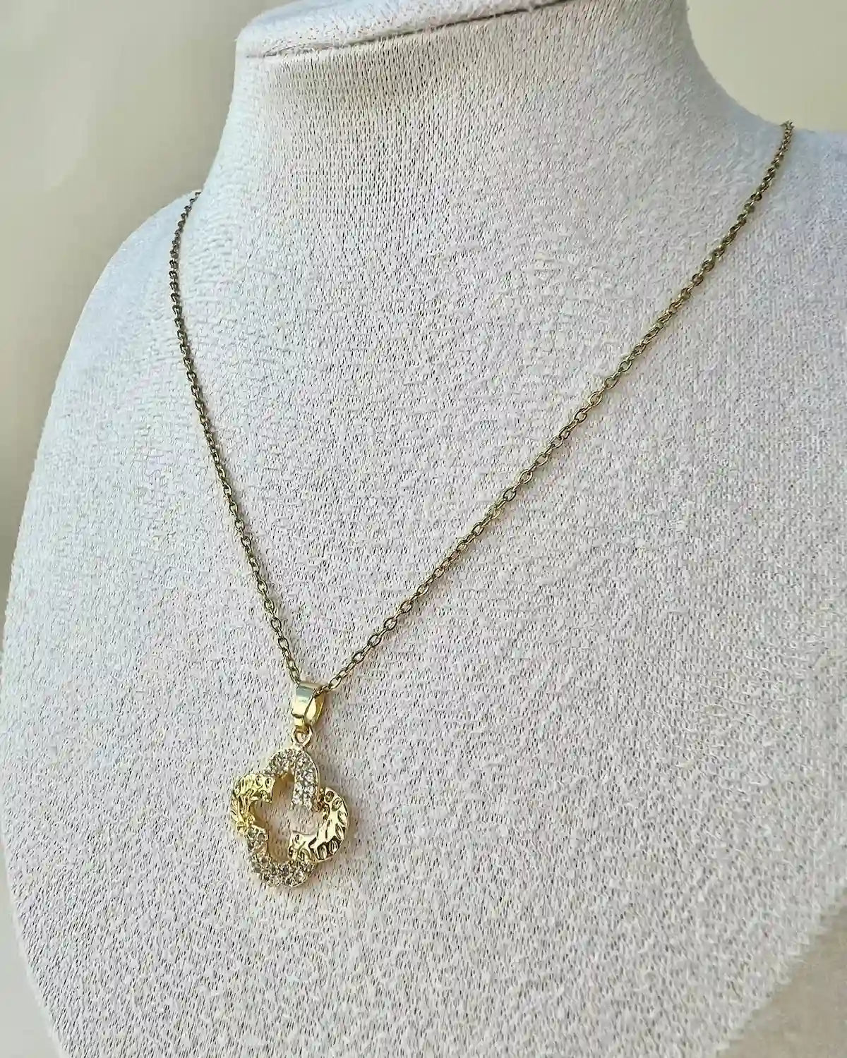 ALINA || Collar Trébol