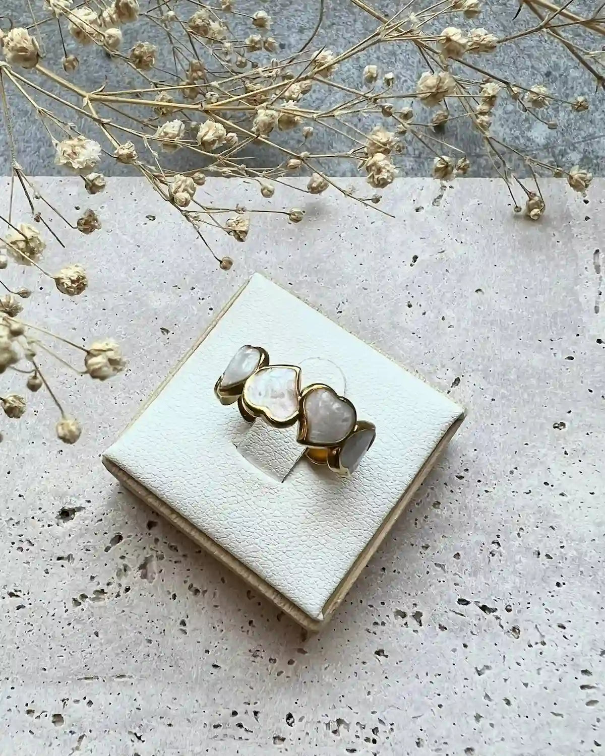 SIA || Anillo Corazones Perla Ajustable