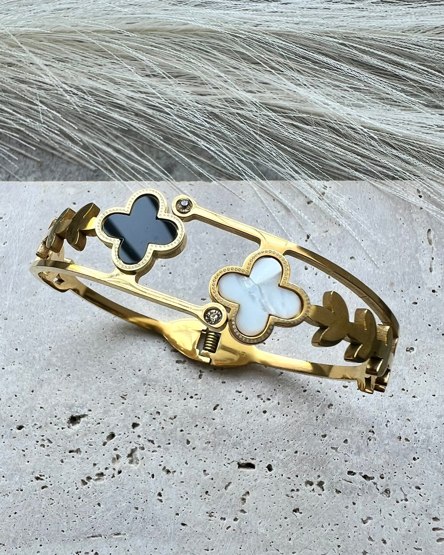 NIZA || Brazalete Elegante
