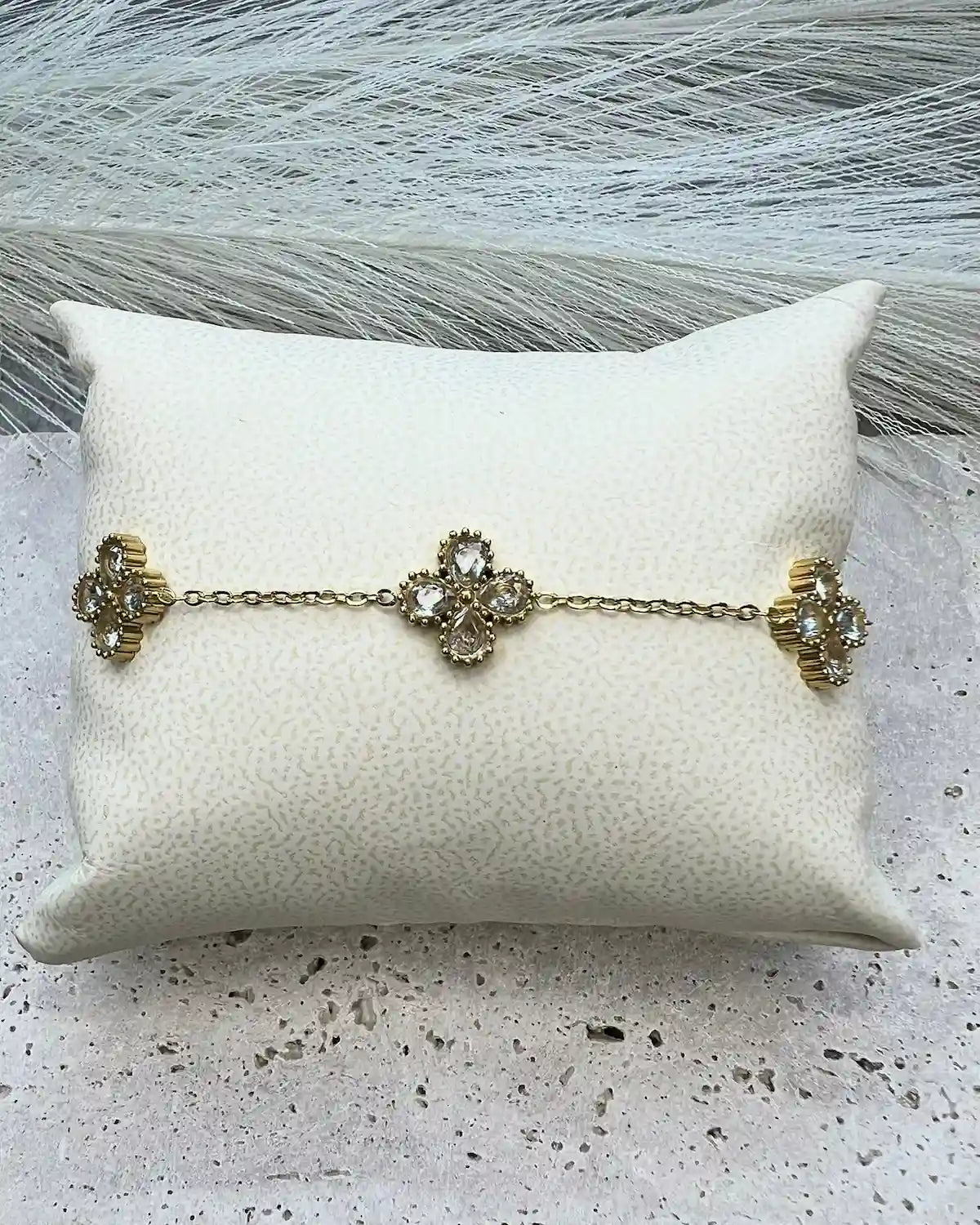 MARA || Pulsera con tres tréboles
