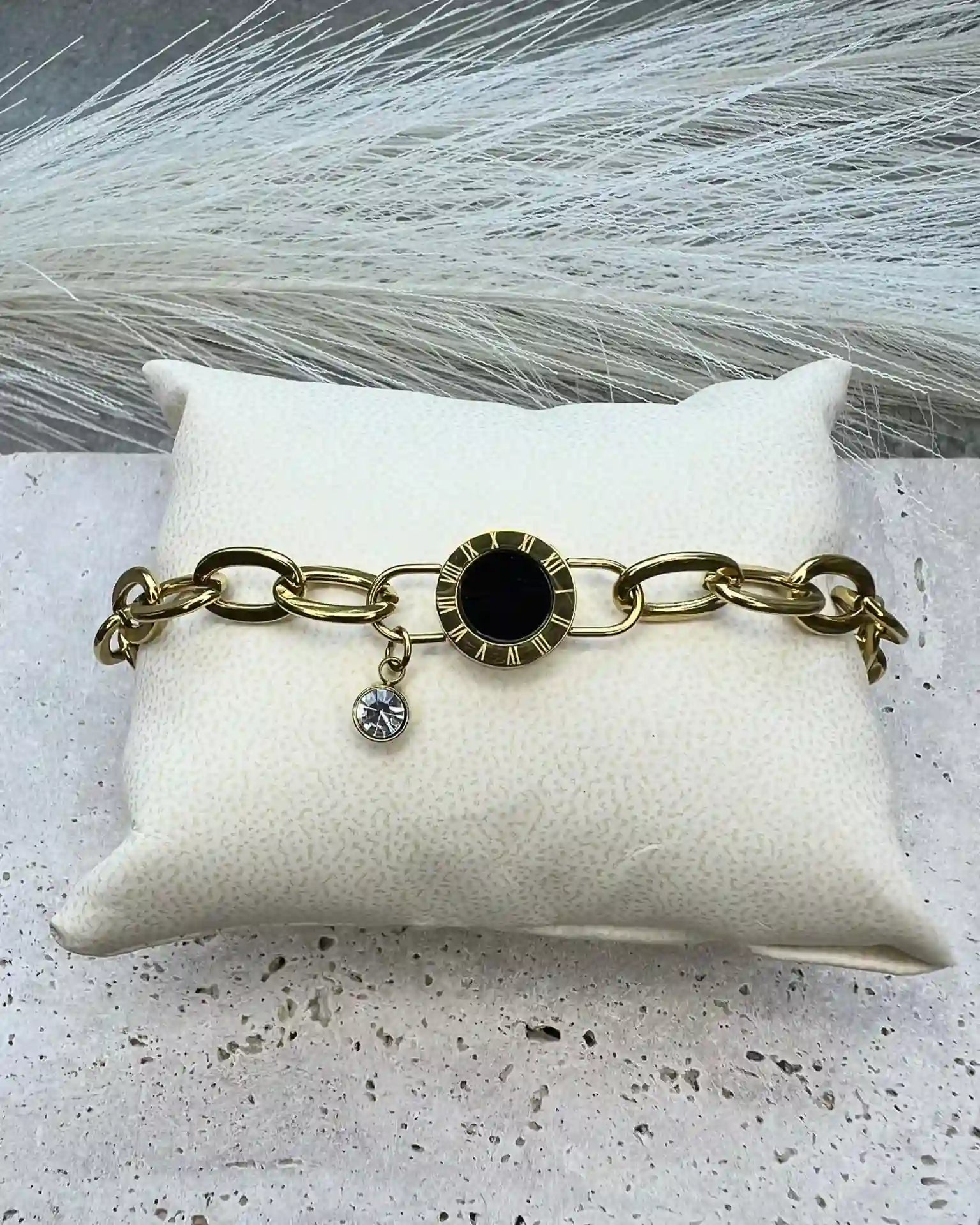 ROMA || Pulsera con Piedra Negra
