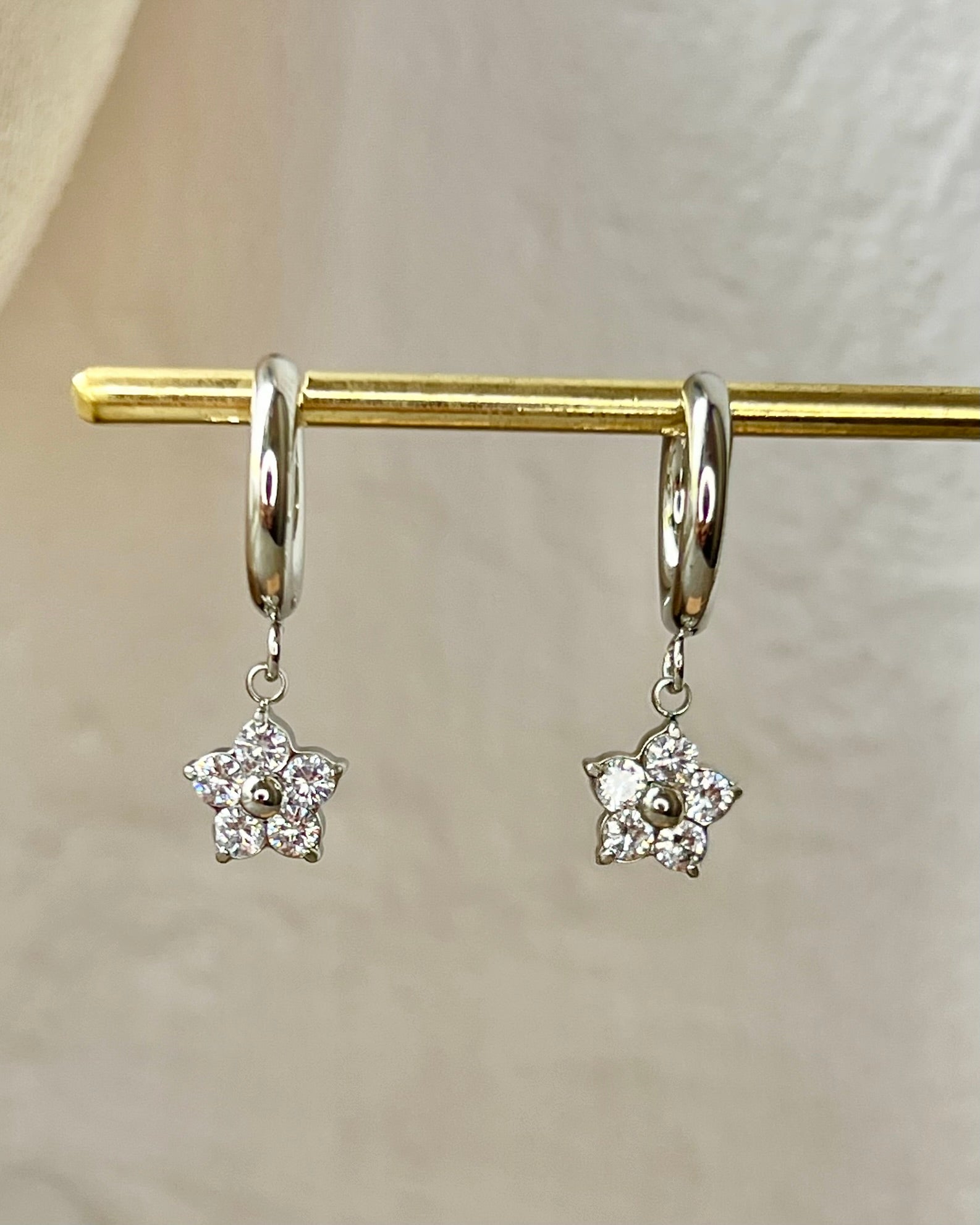 AMALFI || Pendientes flor circonia